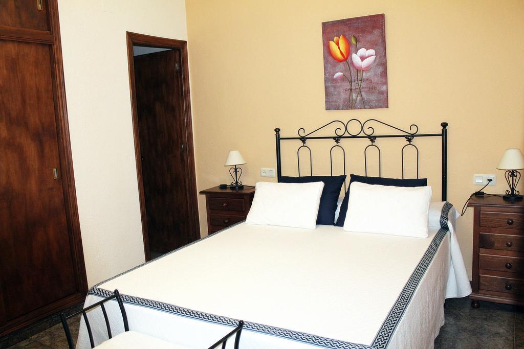 Ferienwohnung Castor Y Polux El Gastor Zimmer foto